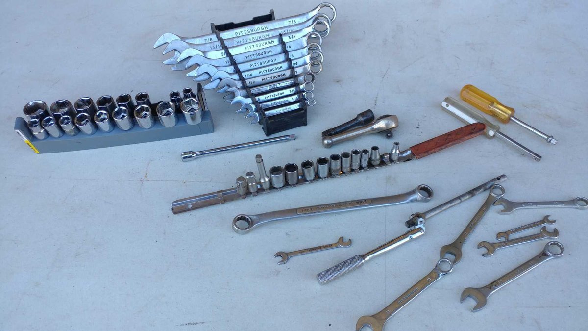PITTSBURG WRENCH SET, AND ASSORTMENT OF SOCKETS
