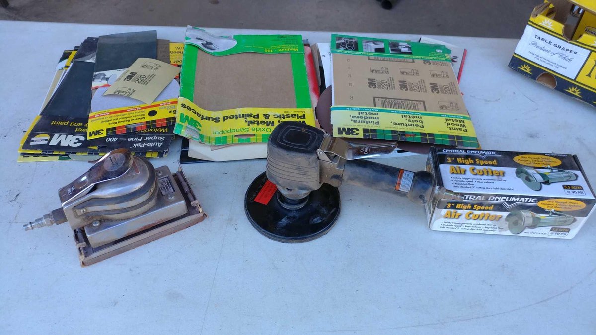 NORTHERN TOOL AIR ORBITAL SANDER, DISC SANDER, AND ASSORTMENT OF SAND PAPER