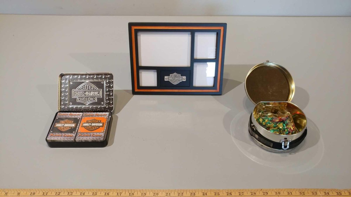 (2) HARLEY-DAVIDSON TINS AND COLLABORATION PICTURE FRAME