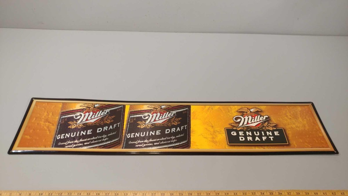 RECTANGULAR MILLER GENUINE DRAFT SIGN