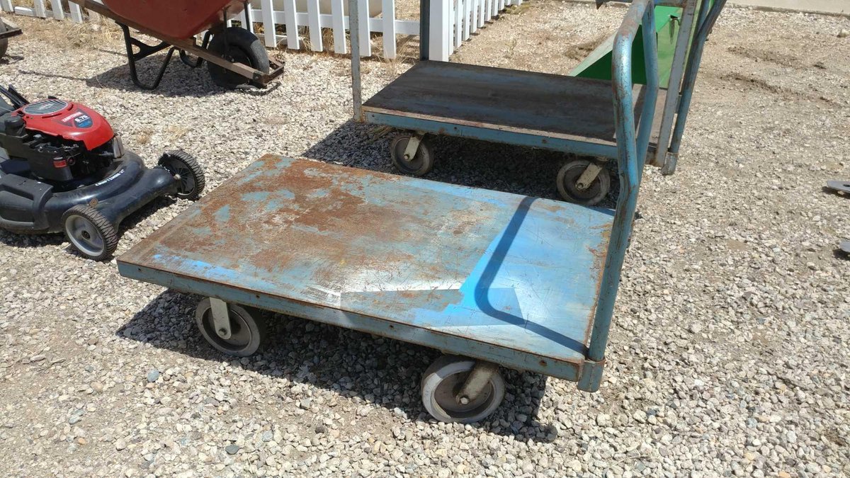 HEAVY DUTY ROLLING CART W/HANDLES