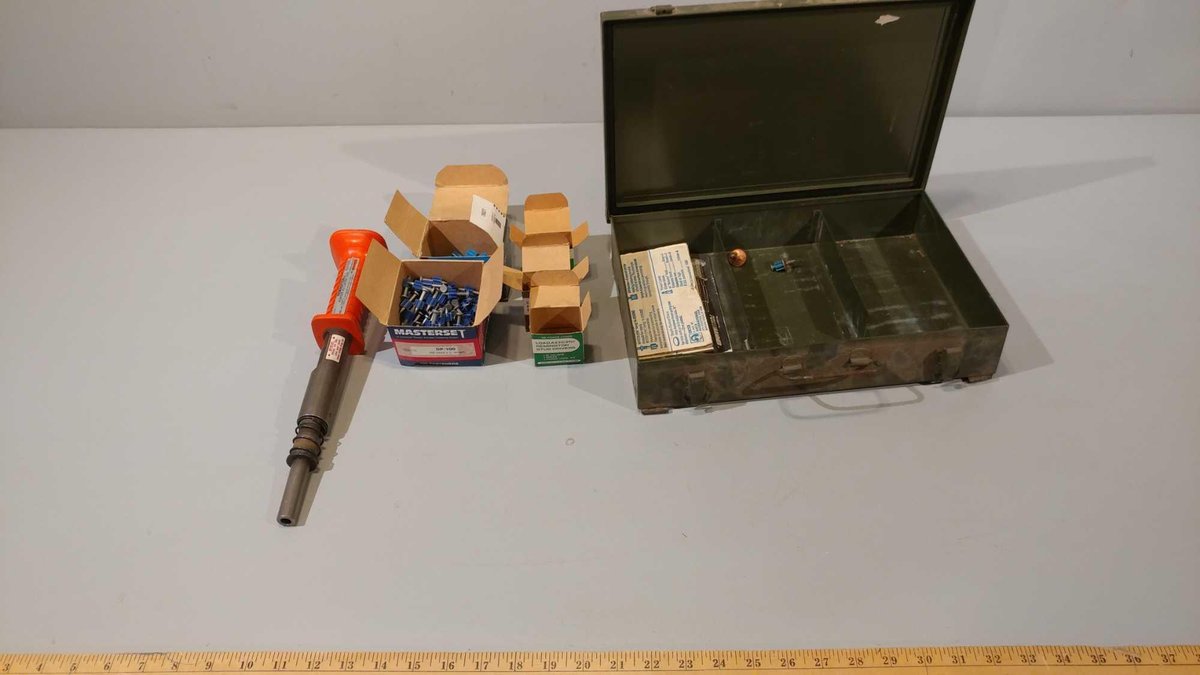 REMINGTON POWDER ACTUATED TOOL & RELOADING SUPPLIES & STORAGE BOX