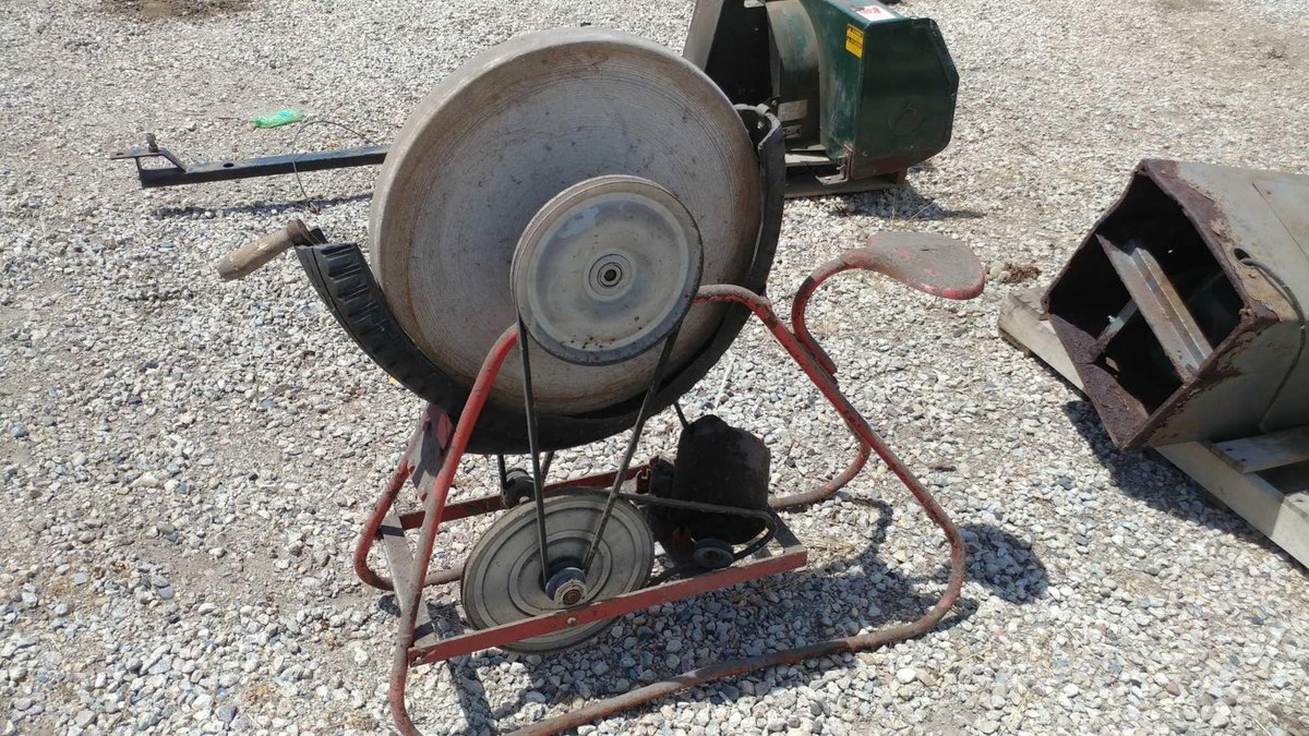 ANTIQUE SHARPENING STONE W/ELECTRIC MOTOR, UNKNOWN CONDITION