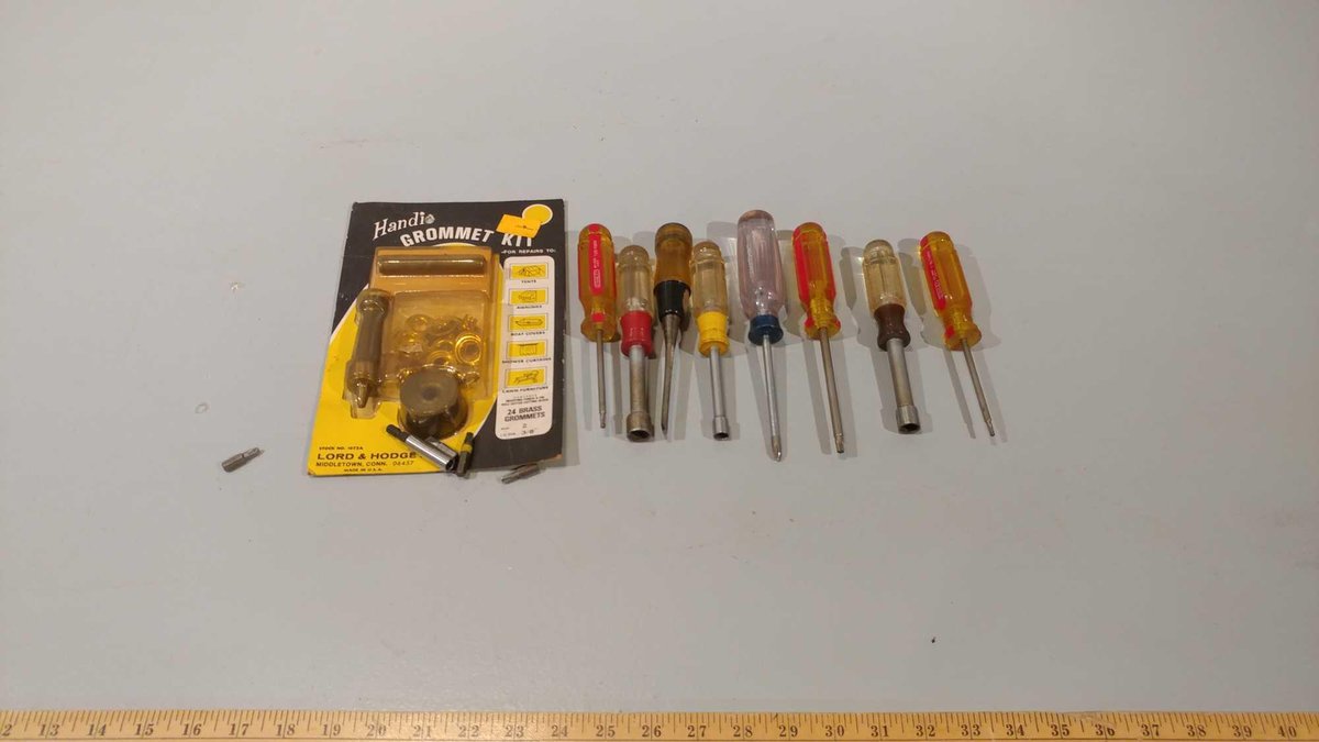 HANDI GROMMET KIT & ASSORTMENT OF TORK & CRAFTSMAN NUT DRIVERS