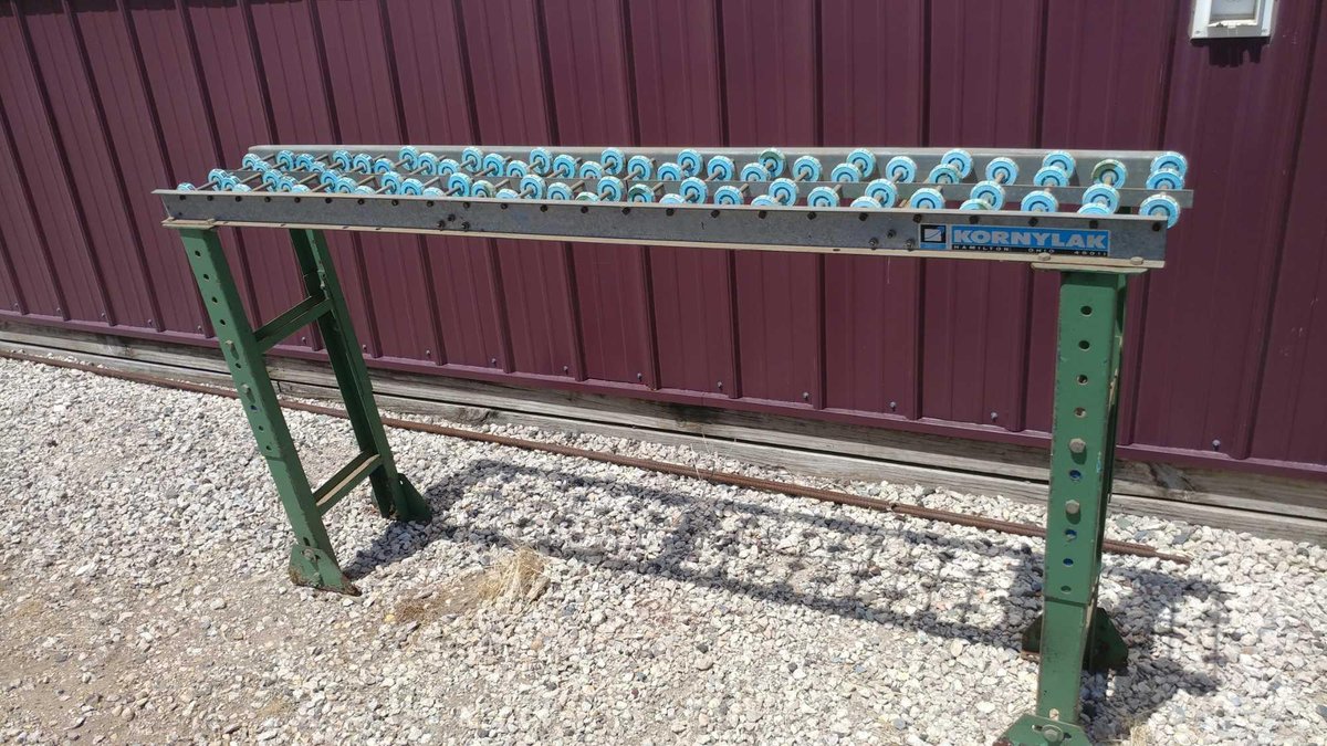 6' LONG STAND W/ROLLERS