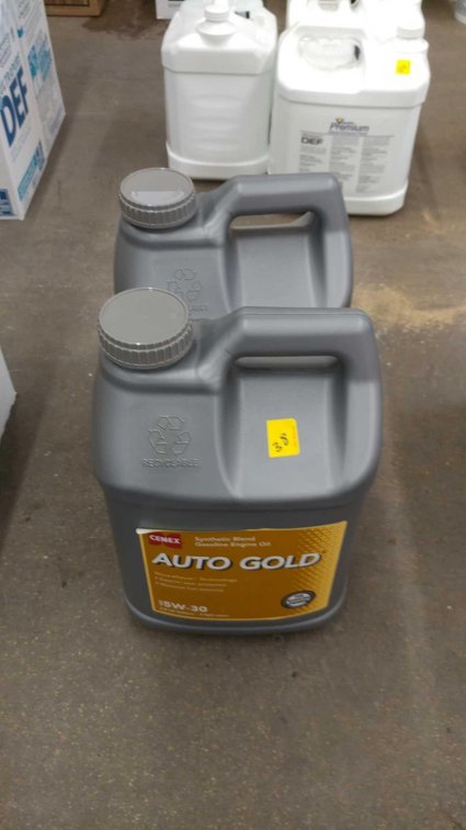 (2) 2.5 GAL CONTAINERS OF AUTO GOLD SAE 5W-30 