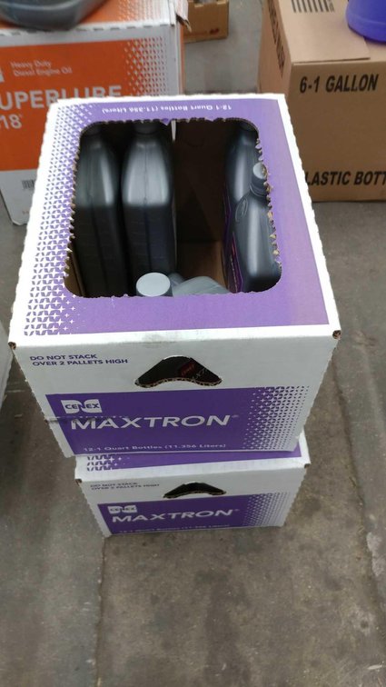 (18) QUARTS OF MAXTRON FULL SYNTHETIC SAE 5W-30