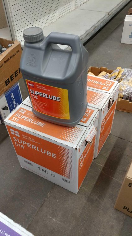 (5) 2.5 GAL CONTAINERS OF SUPERLUBE 518 SAE 10