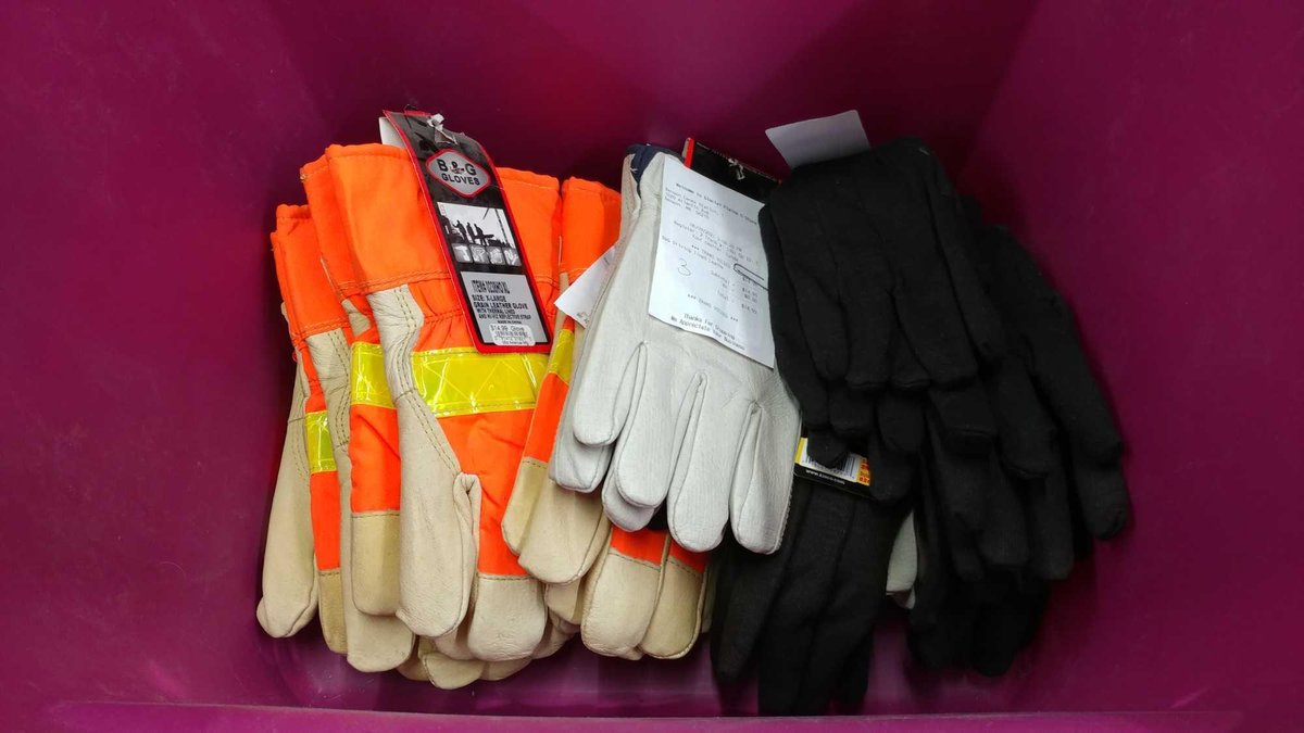 (6) S KINCO JERSEY GLOVES, (3) XL B&G WORK GLOVES, AND (4) XL B&G WORK GLOVES
