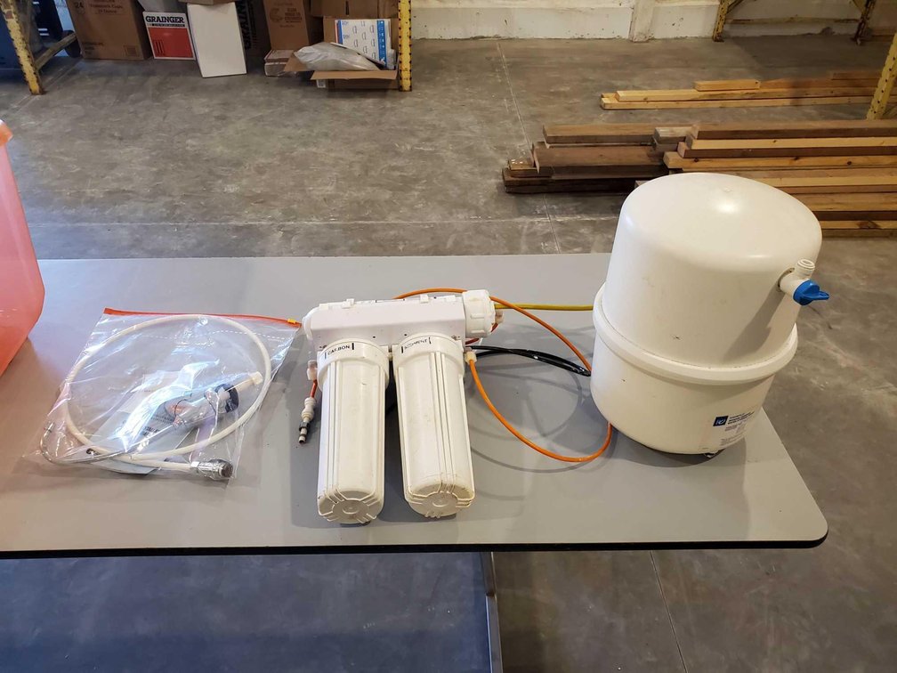 (I-6) COMPLETE VORTEX (PURE WATER MACHINE W/ KEMFLO (REVERES OSMOSIS TANK AND DRINKING FAUCET 