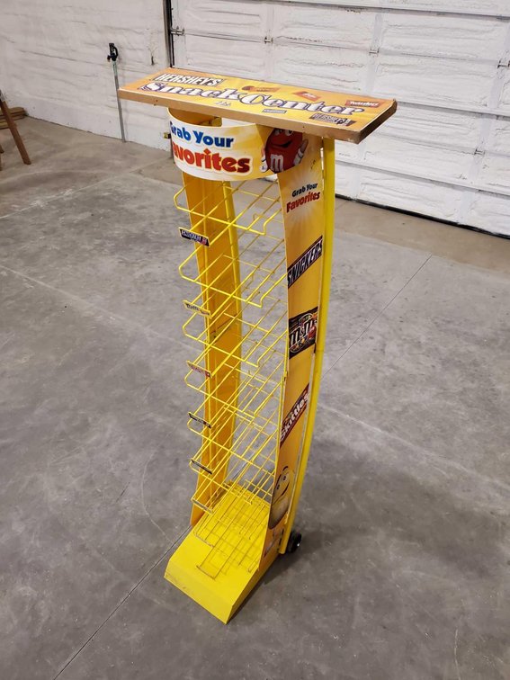 (I-11) CANDY RACK W/ SIGN 