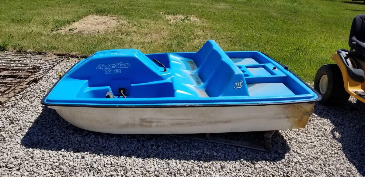 (I-74) AQUA MATE MACH 2 PADDLE BOAT, HAS BEEN PATCHED ON BOTH BACK PONTOONS AND UNDERNEATH 