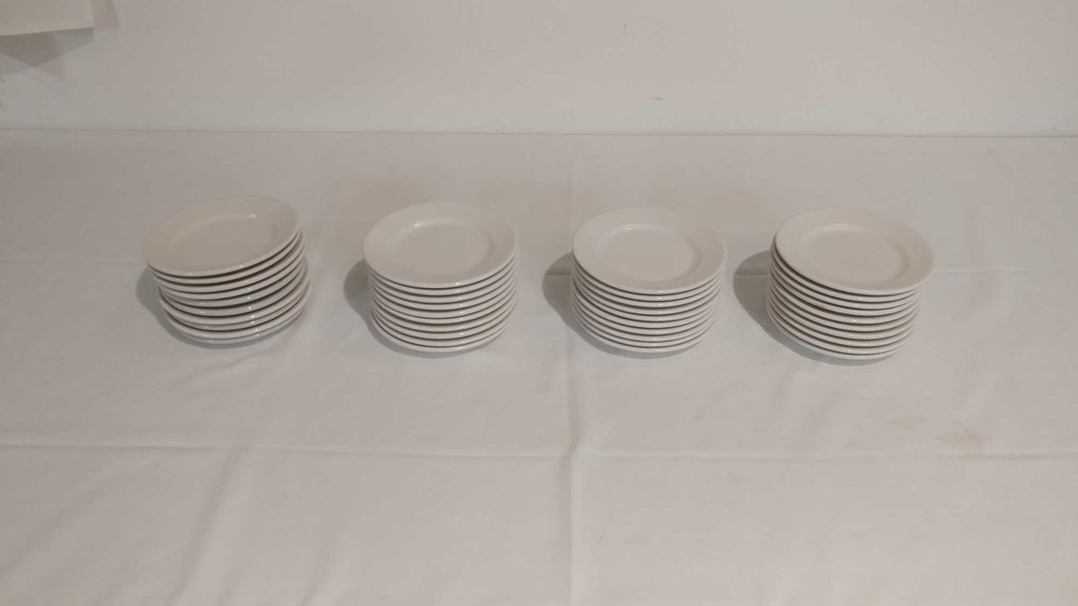 (40) SMALL 7-INCH PLATES