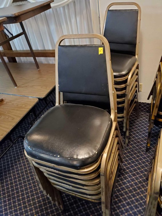 (16) PADDED BANQUET CHAIRS