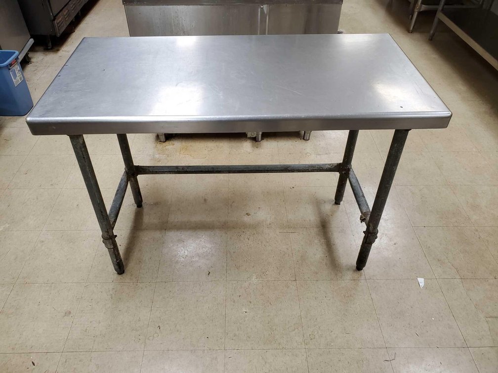 NSF RATED COMMERCIAL FOOD PREP TABLE (48"W X 34"H X 24"D)