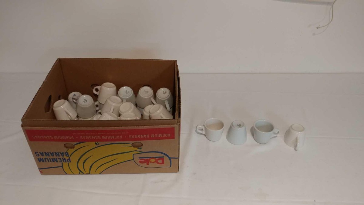 (40) COFFEE CUPS