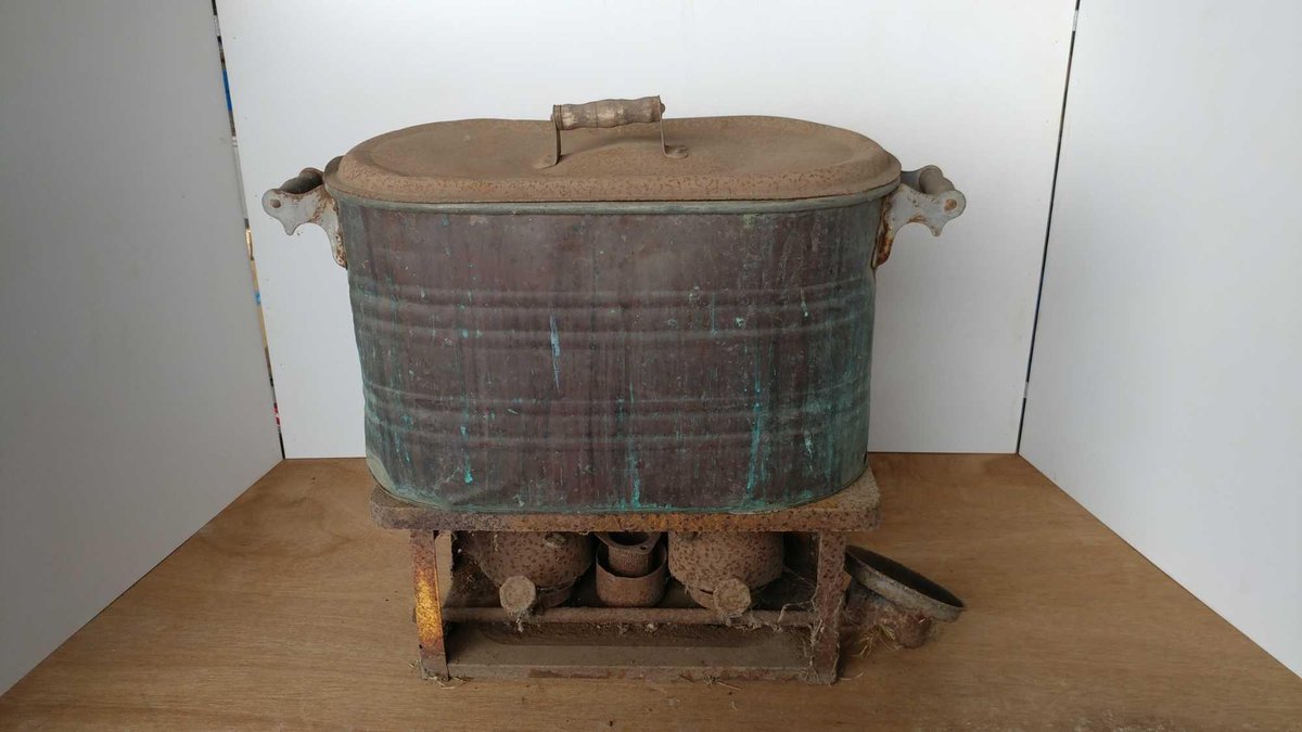 VINTAGE STOVE BOILER WITH WASHTUB