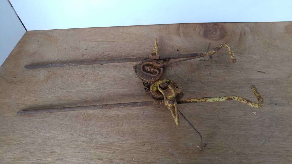 (2) VINTAGE FENCE STRETCHERS