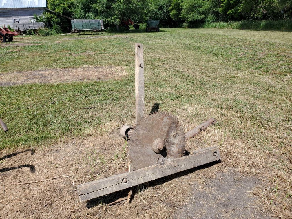 ANTIQUE SAW BLADE