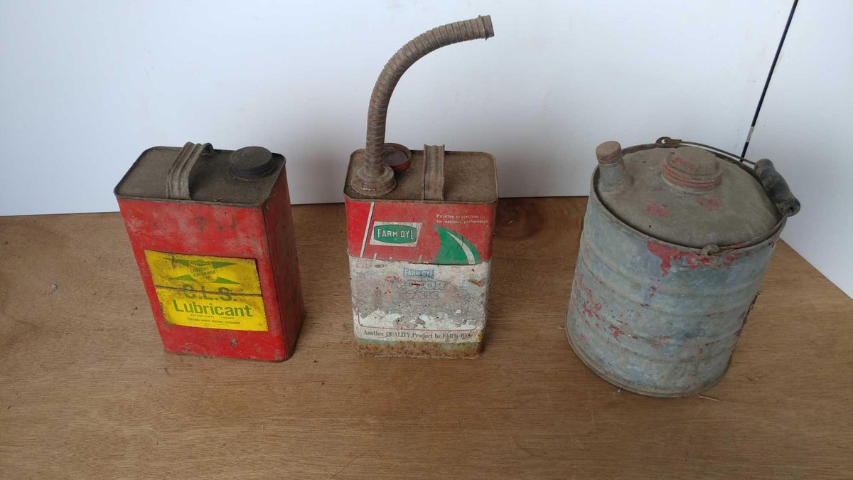 (3) VINTAGE METAL CANS