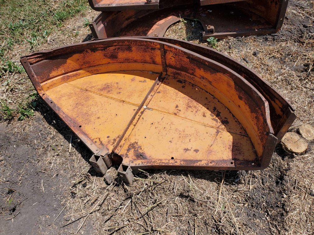 (2) MINNEAPOLIS MOLINE TRACTOR FENDERS