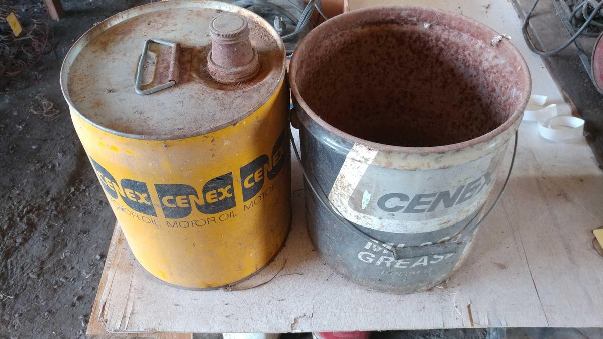 (2) VINTAGE METAL OIL CANS