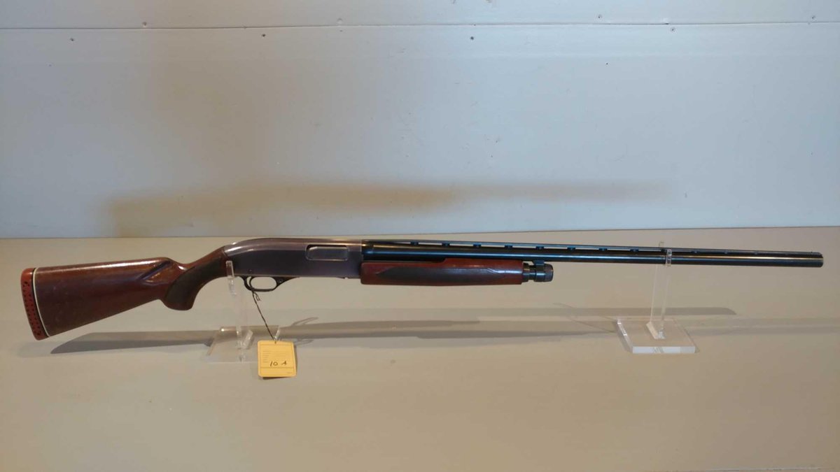 WINCHESTER 1200 12 GAUGE PUMP SHOTGUN, 3" CHAMBER, FULL CHOKE, SN# L738878 (LOCATED AT MIKES GUN SHO