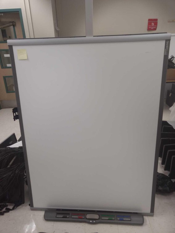 (B13) SMARTBOARD SB680, WALL MOUNT, NO USB CORD