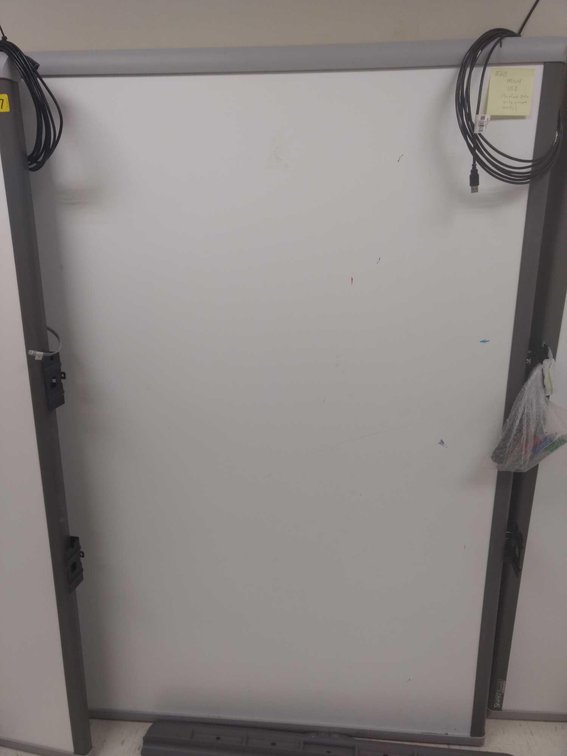 (B20) SMARTBOARD SB680, WALL MOUNT, USB CORD, SURFACE HAS CRAYON MARKS ON IT