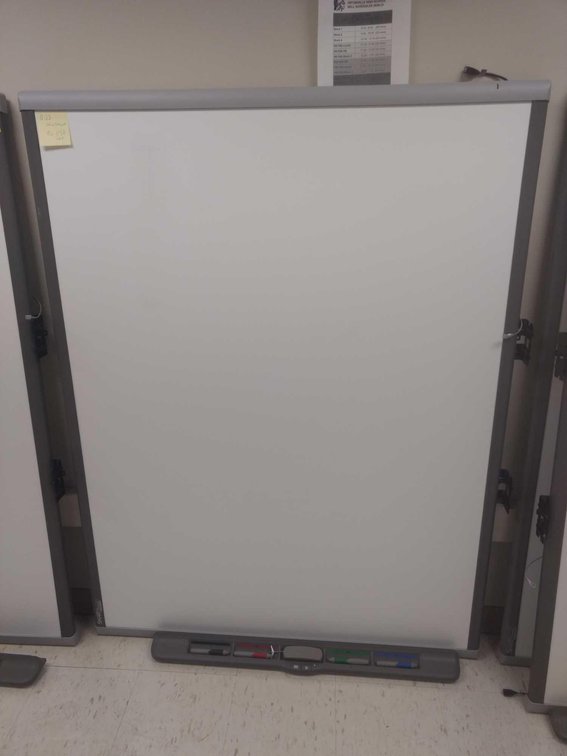 (B22) SMARTBOARD SB680, WALL MOUNT, NO USB CORD