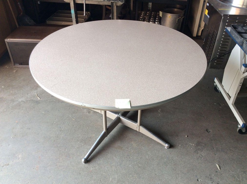 (CF34) ROUND TABLE, D48xH30.5