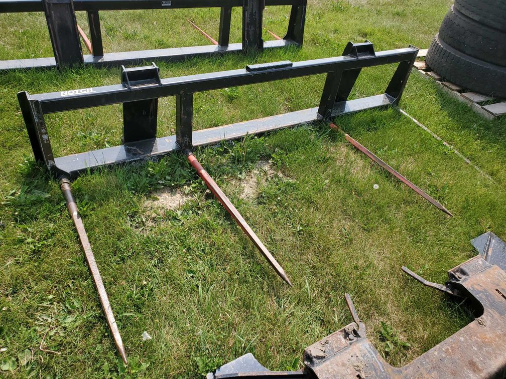 (I-251) NOTCH HAY FORK FOR NH/FORD BI-DIRECTIONAL 
