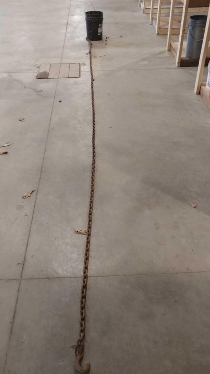 (I-183) 19 3/4' CHAIN WITH HOOKS