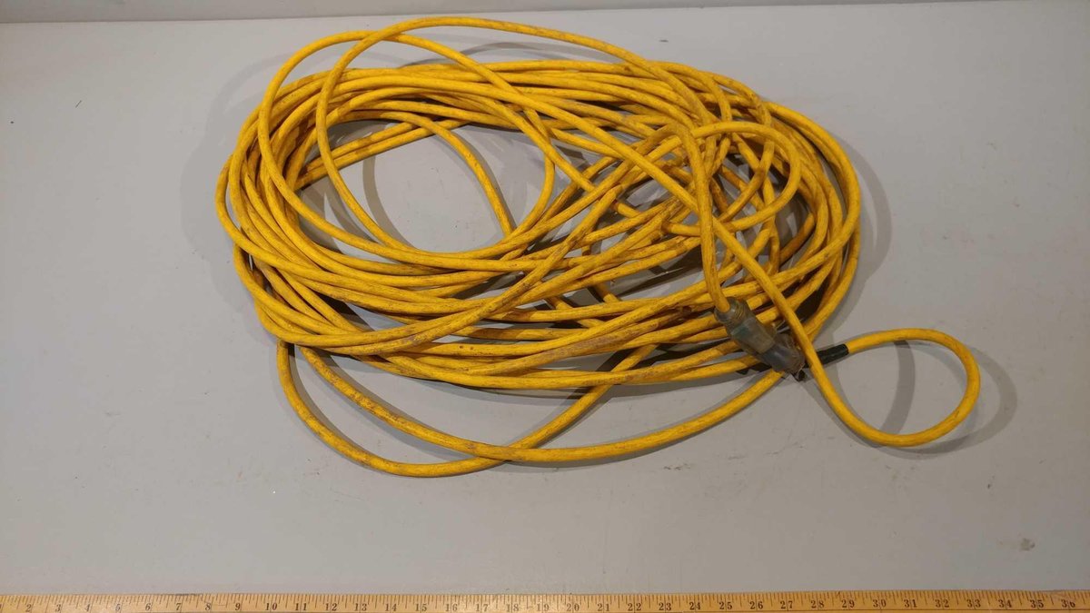 (I-187) EXTENSION CORD