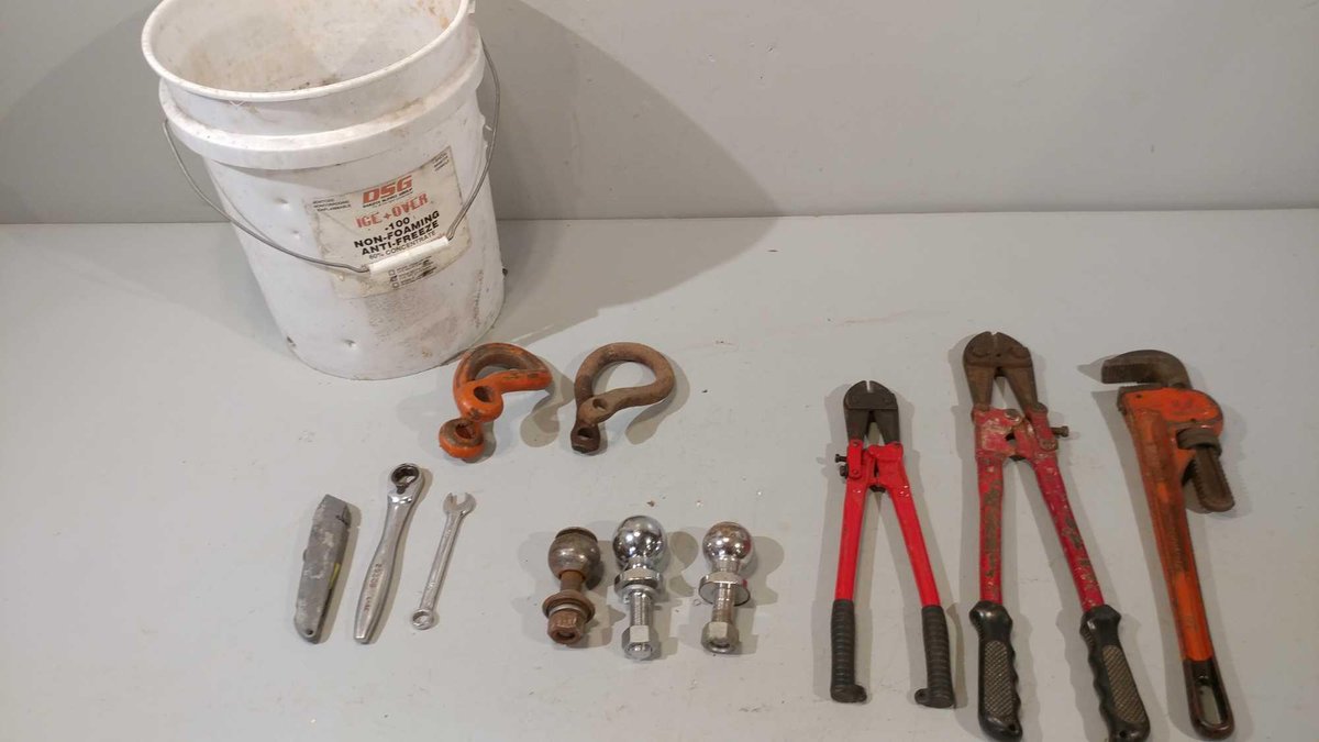 (I-192) (2) BOLT CUTTERS, (1) PIPE WRENCH, BALL HITCHES, AND OTHER MISC ITEMS