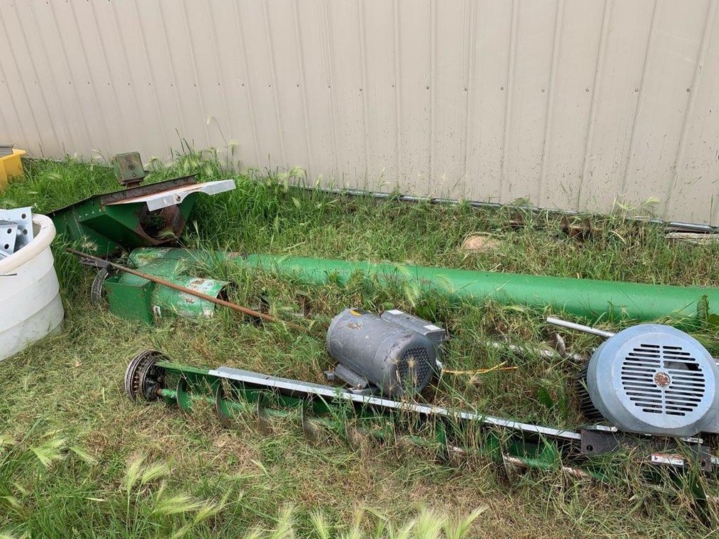 (I-234) SUKUP UNLOAD AUGER OUT OF A 48" BIN, 10" UNLOAD AUGER AND 7" POWER SWEEP HAS 15 HP SP MOTOR 