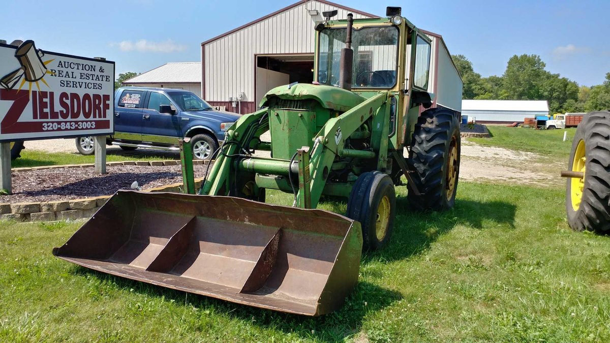 (I-834)  1969 JOHN DEERE 4020 POWERSHIFT DIESEL, 1,396 HRS SHOWING, SIDE COUNCIL, 2 HYD, 158 LOADER 