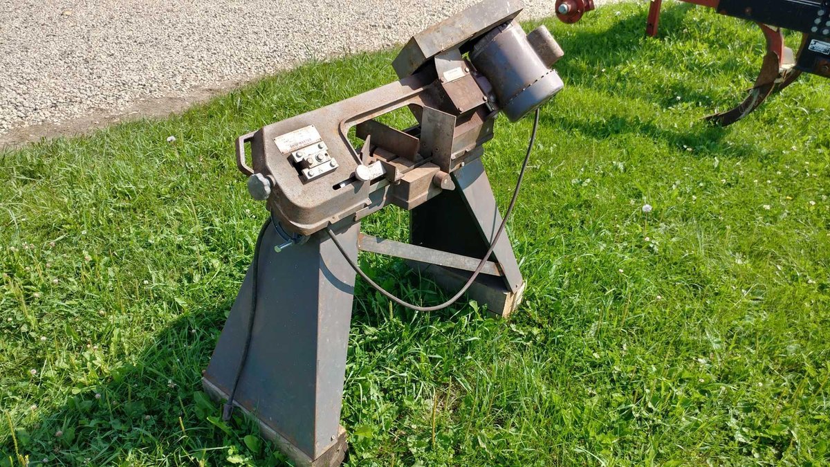 (I-822) METAL BAND SAW 