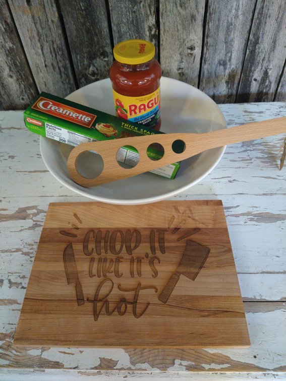 Spaghetti Bundle and Chopping Board