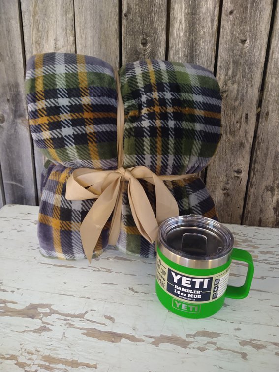 Yeti Mug and Blanket