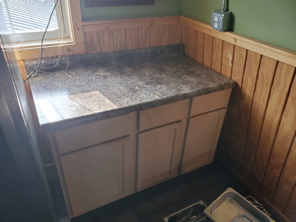 CABINET/COUNTER