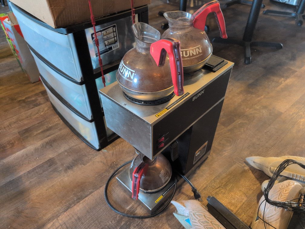 BUNN COFFEE MACHINE