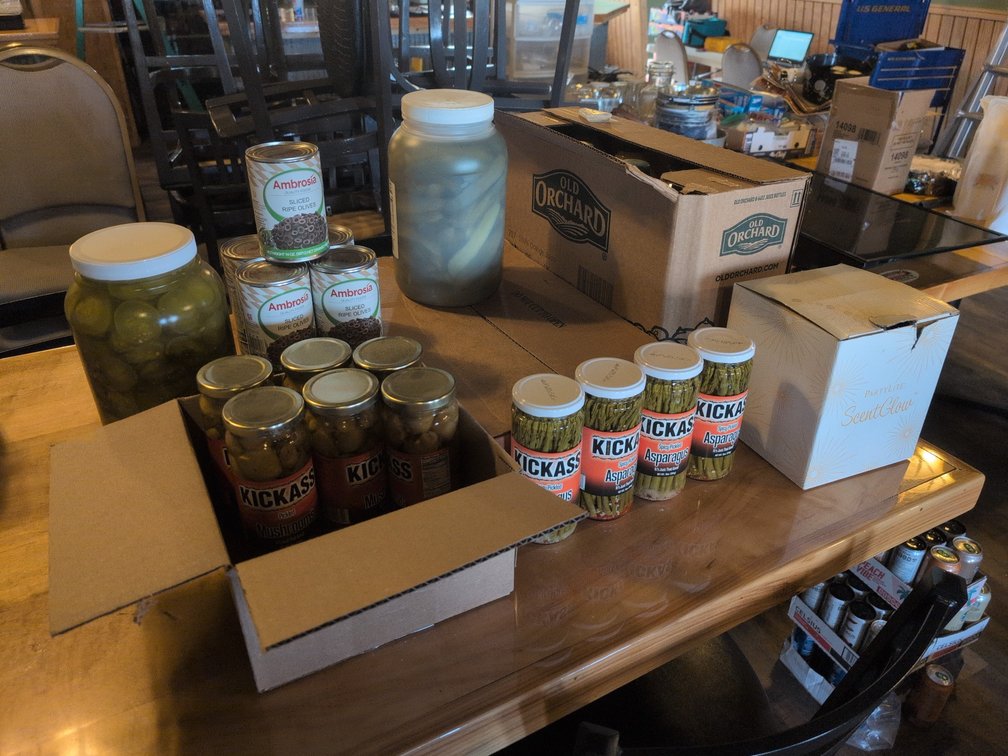 FOOD/CONDIMENTS