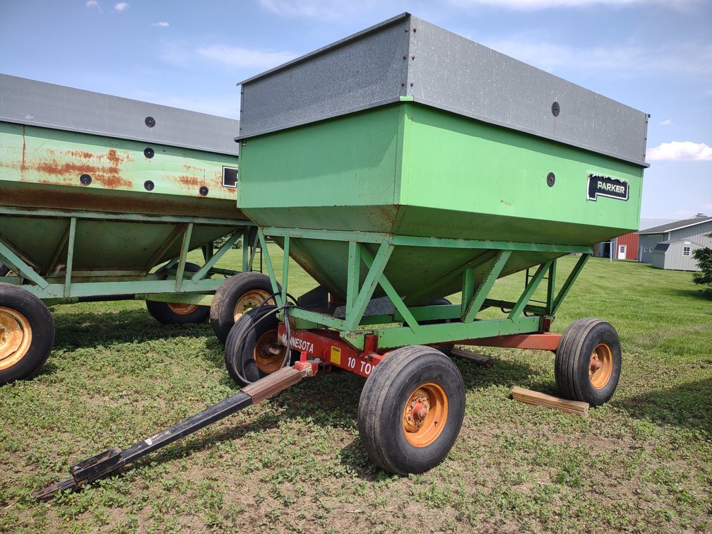 PARKER 2000 GRAVITY WAGON