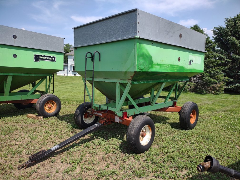 PARKER 2000 GRAVITY WAGON