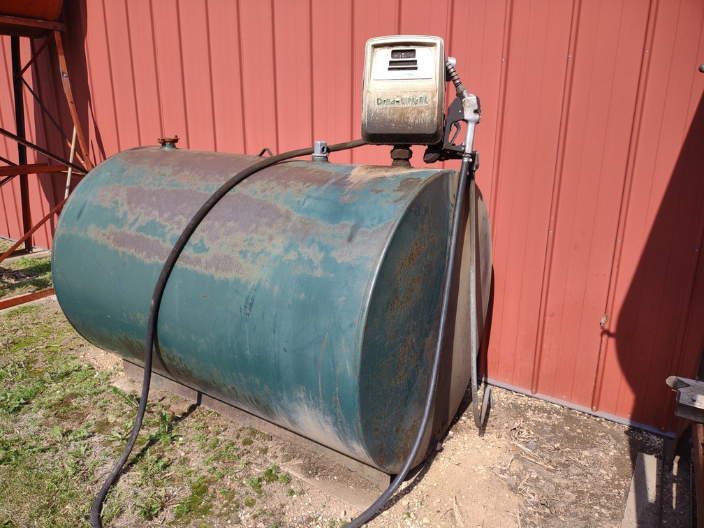 FUEL TANK
