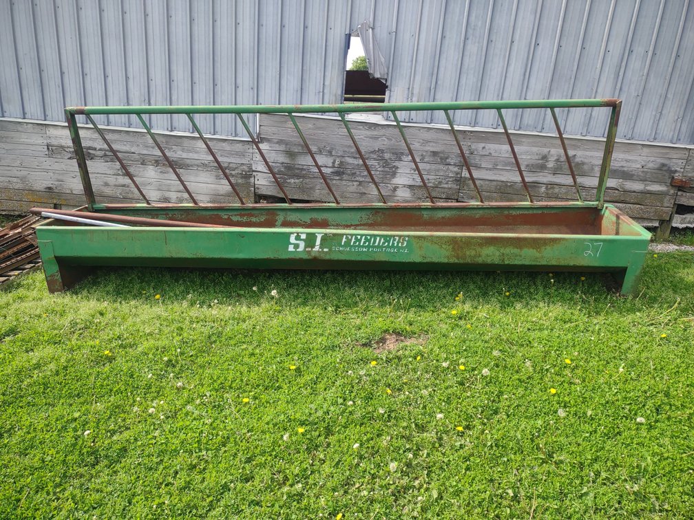 FEED BUNK