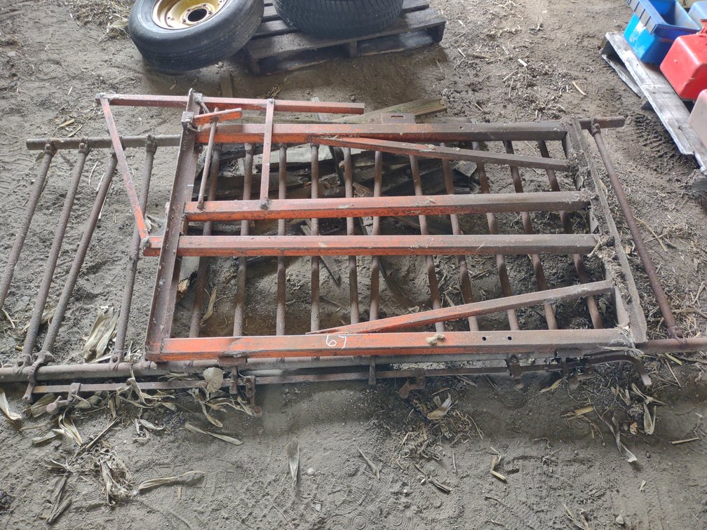 HEAD GATE