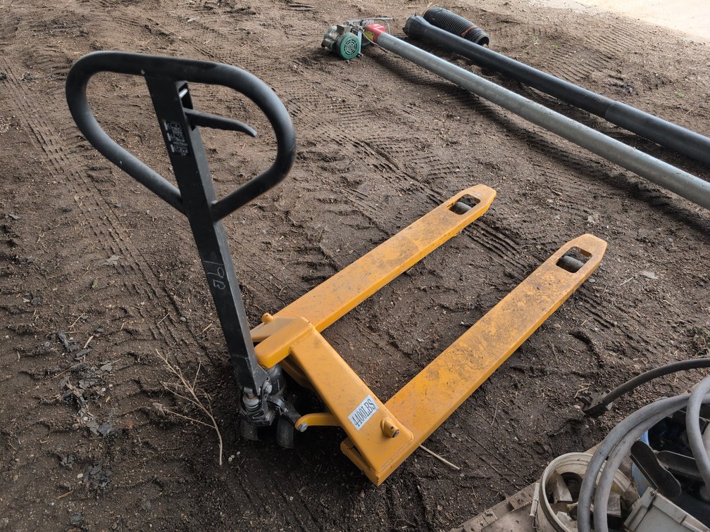 PALLET JACK