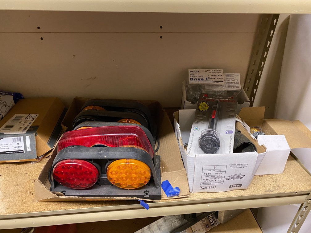 TAIL LIGHTS, GREASE TUBES